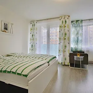  Apartmán And Refreshing Flat In