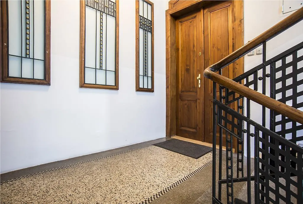 Apartment Dusni Прага